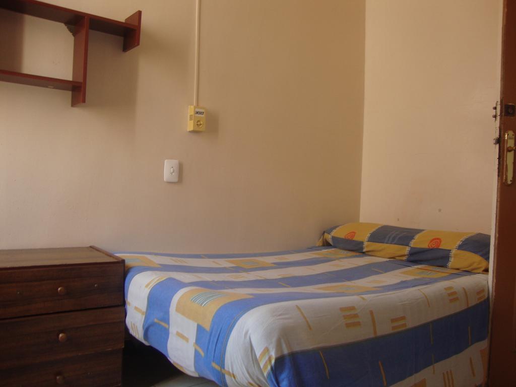 Hostel Turisol Barcelona Habitación foto