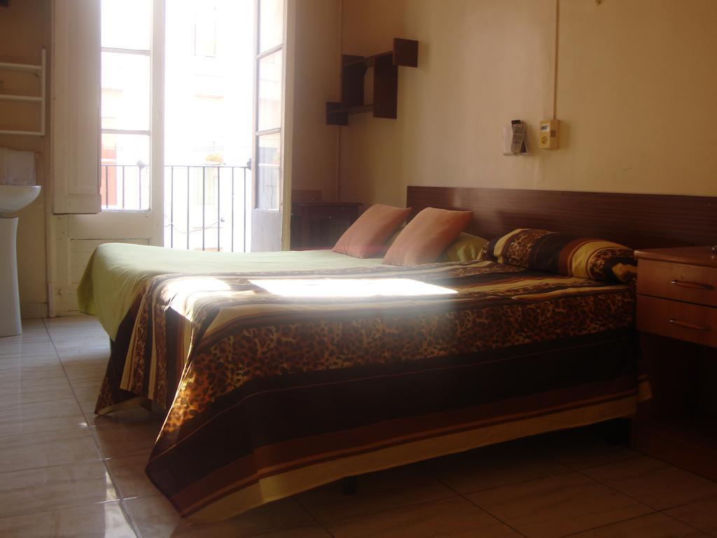 Hostel Turisol Barcelona Habitación foto