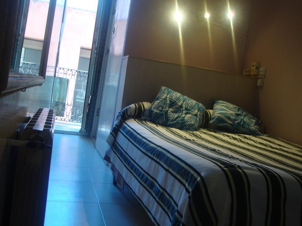 Hostel Turisol Barcelona Habitación foto